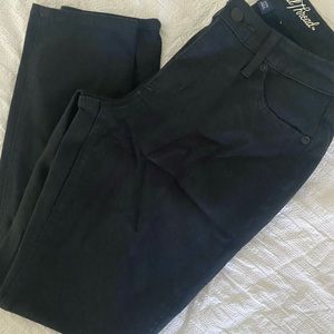 Black Curvy Mid-rise Pants